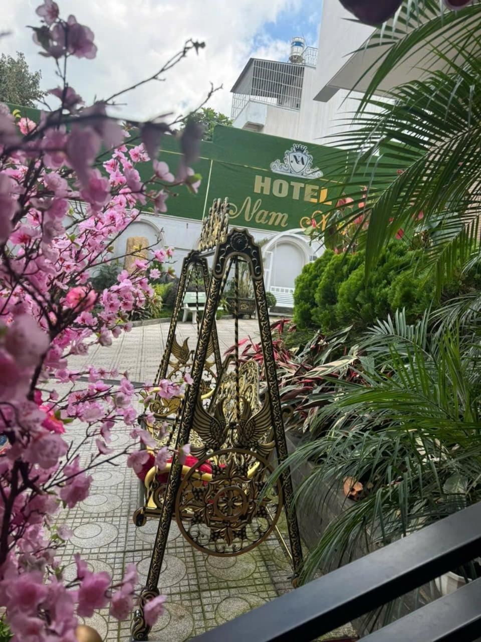Nam Anh Hotel Бао Лок Екстериор снимка